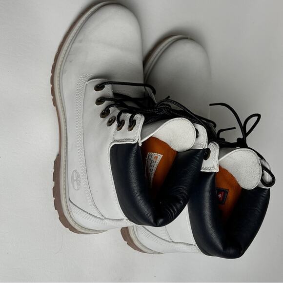 Timberland Women's 6" Premium Durable Cold Weather Winter Boot Sz 8.5 - Picture 6 of 12